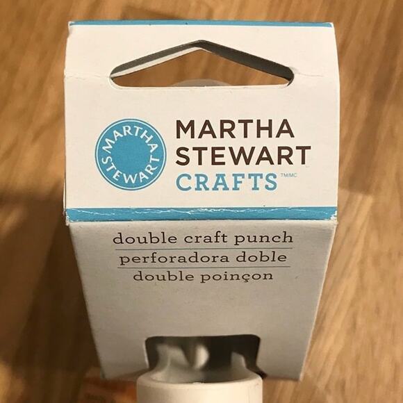 Martha Stewart OWL Punch - NEW IN BOX - Picture 2 of 3